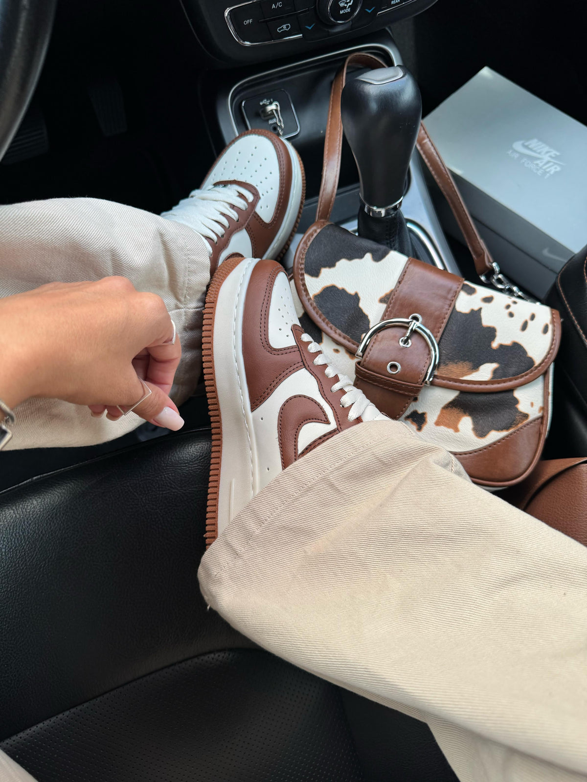 Tênis Feminino Nike Air Force 1 Cacau Premium