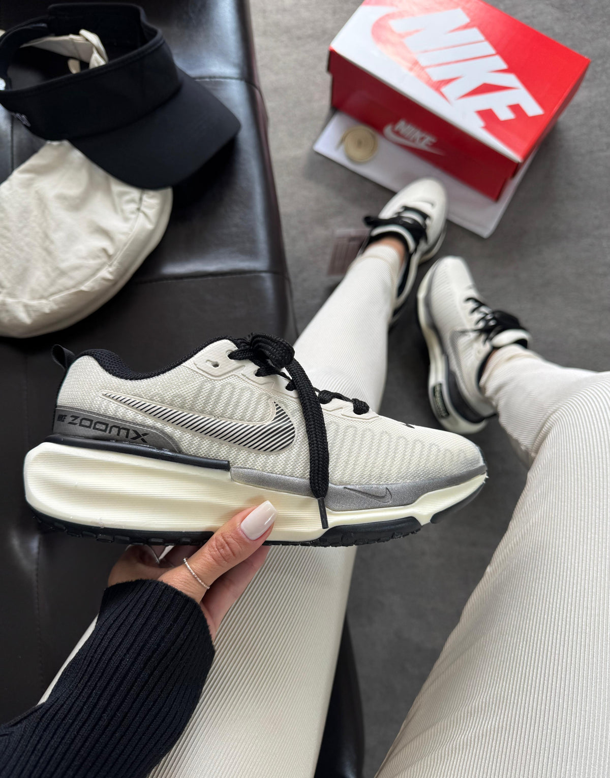 Tênis Feminino Zoomx 04 (2 Pares Cadarços)