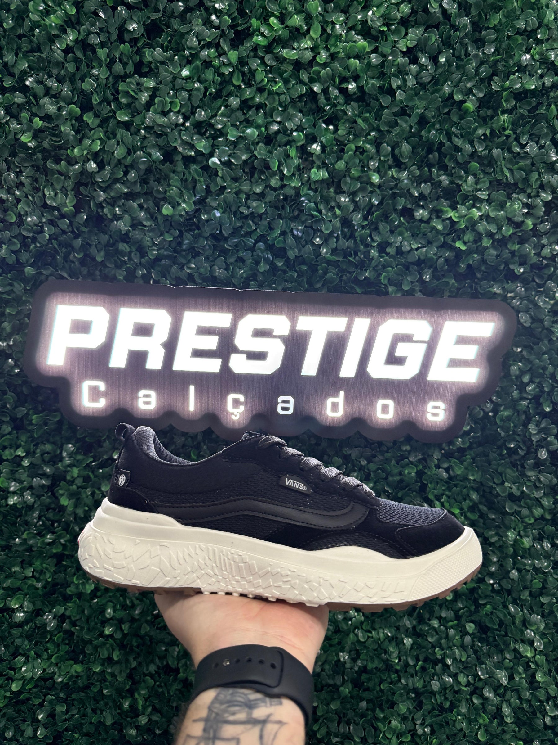 Tênis Unissex UltraRange Neo Premium