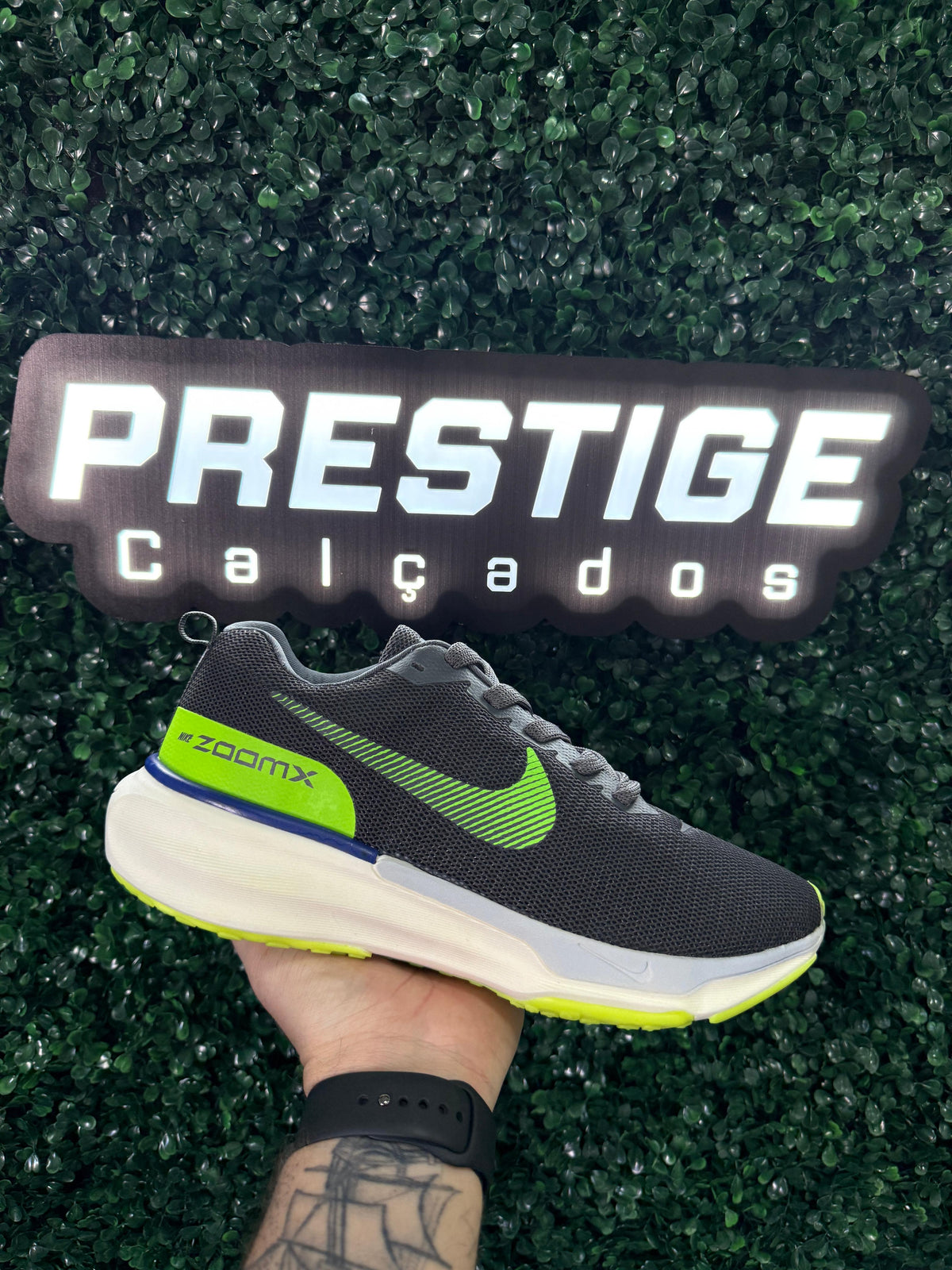 Tênis Unissex Nike ZoomX 04 Premium