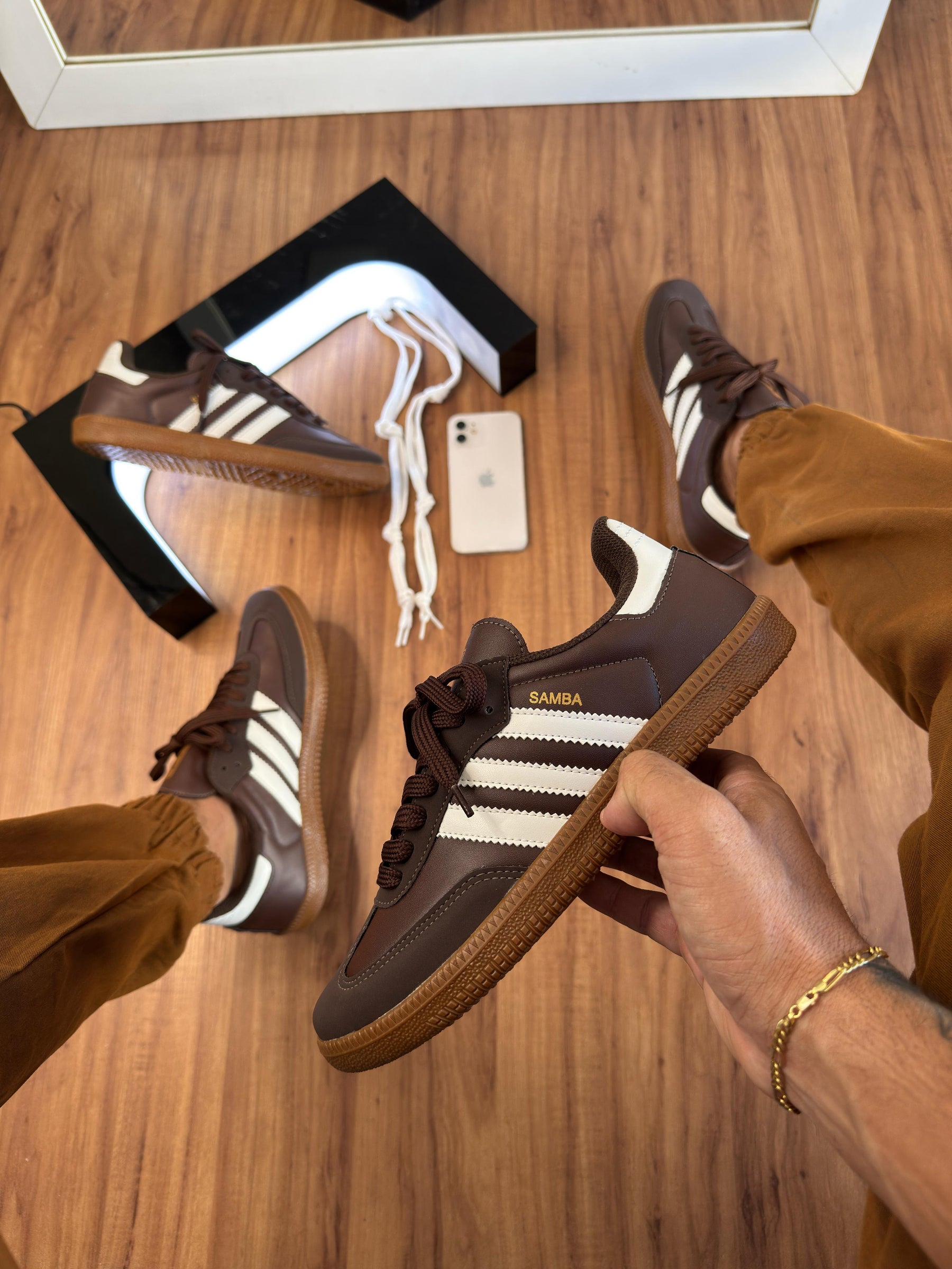 Tênis Feminino Adidas Samba Premium (EM COURO)