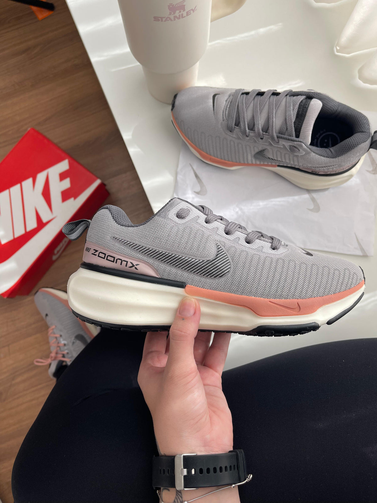 Tênis Feminino Zoomx 04 (2 Pares Cadarços)