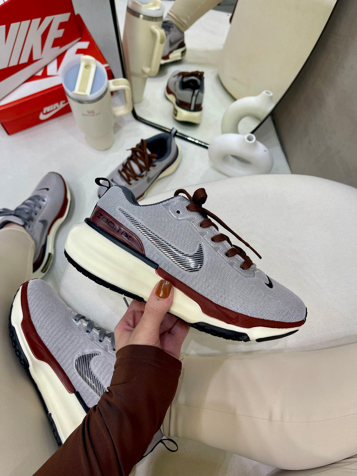 Tênis Feminino Zoomx 04 (2 Pares Cadarços)