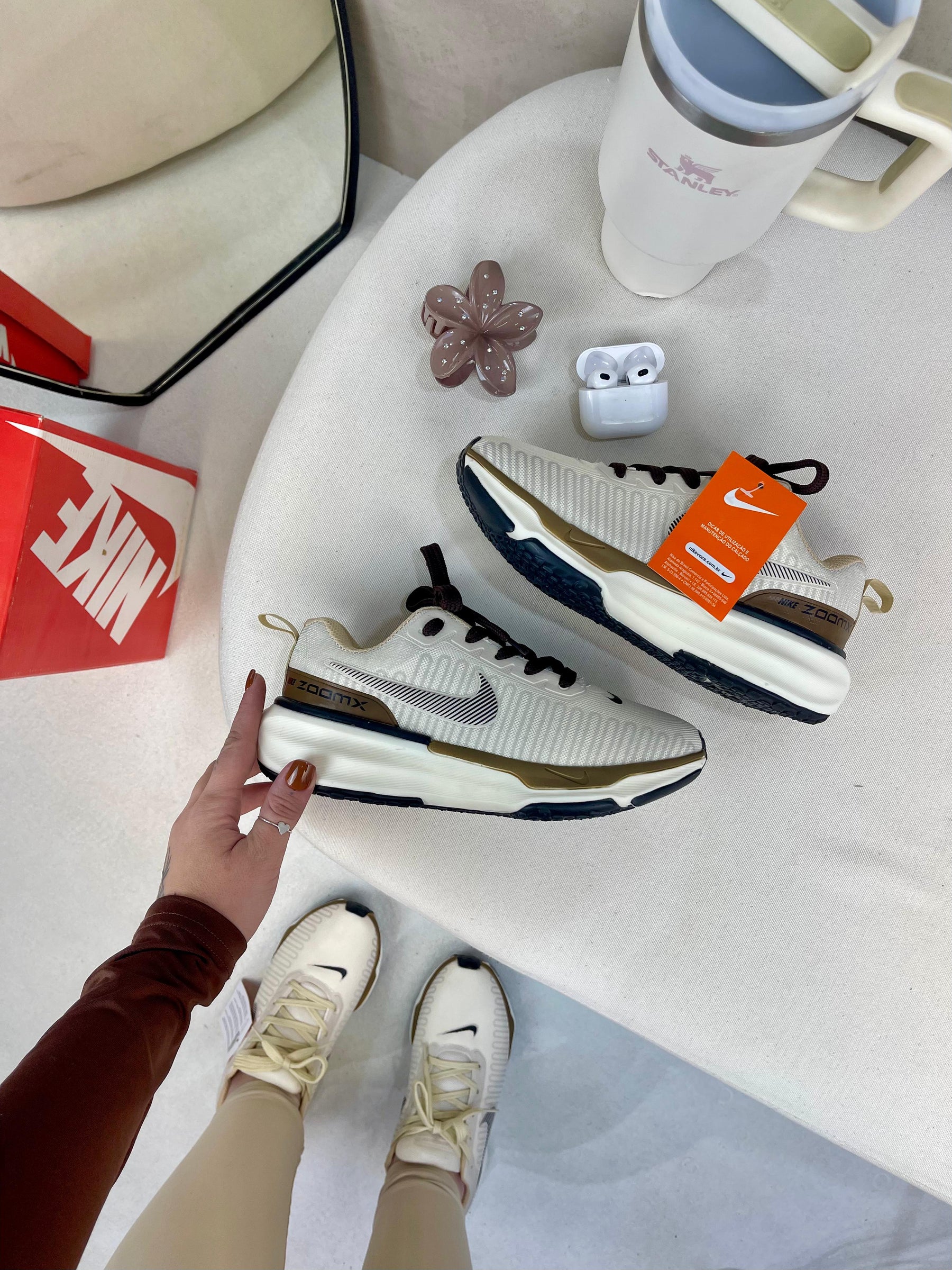 Tênis Feminino Zoomx 04 (2 Pares Cadarços)